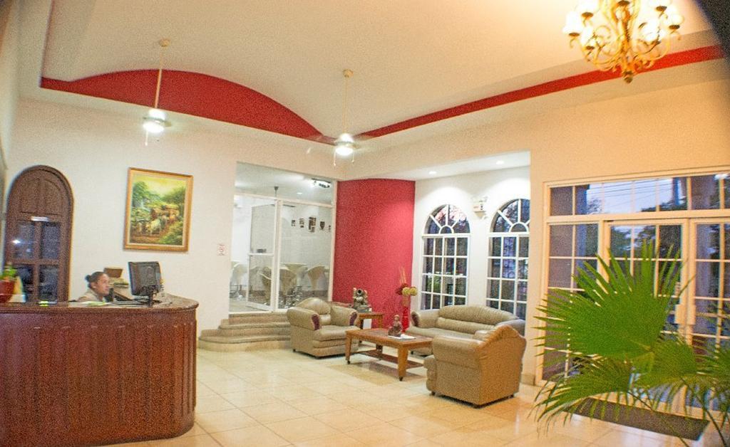 Executive Managua Hotel ภายนอก รูปภาพ
