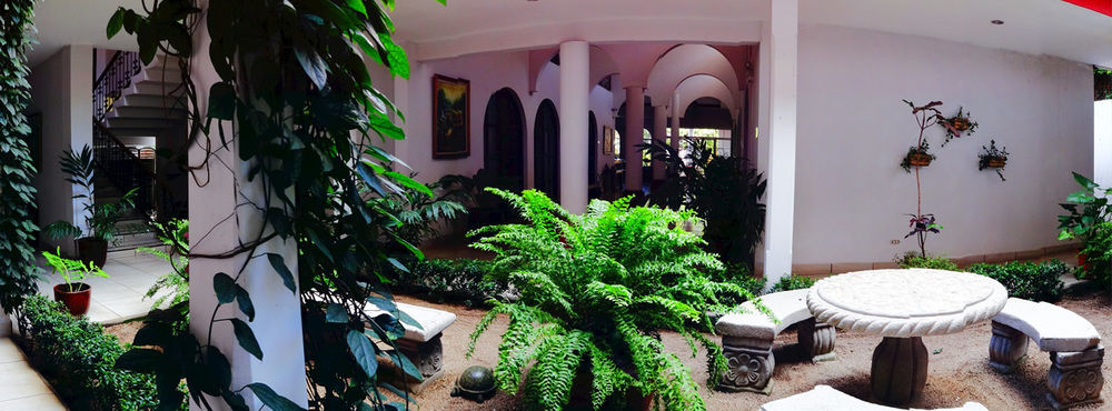 Executive Managua Hotel ภายนอก รูปภาพ